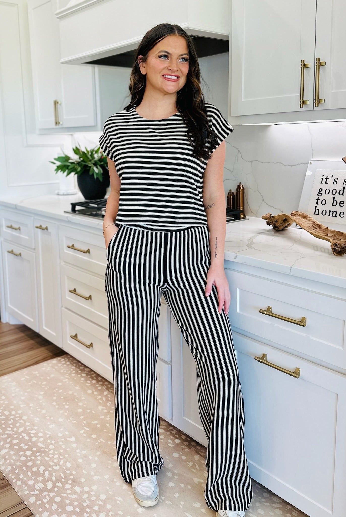 BLACK AND CREAM STRIPED KNIT MATCHING SET - SET