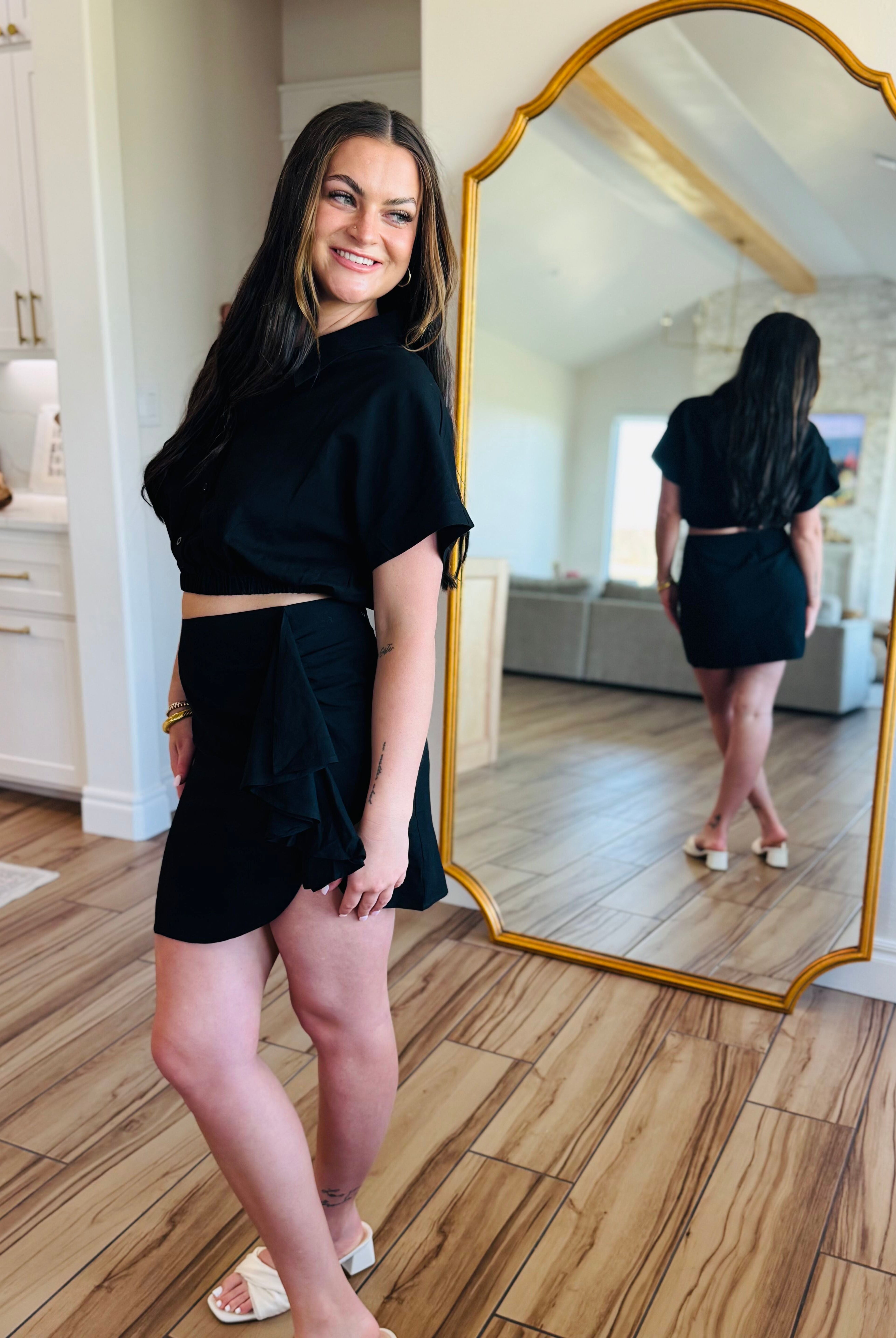 BLACK LINEN TWO PIECE SKIRT SET - Close up view of black linen fabric, illustrating quality and style of the two piece skirt set by Mable.