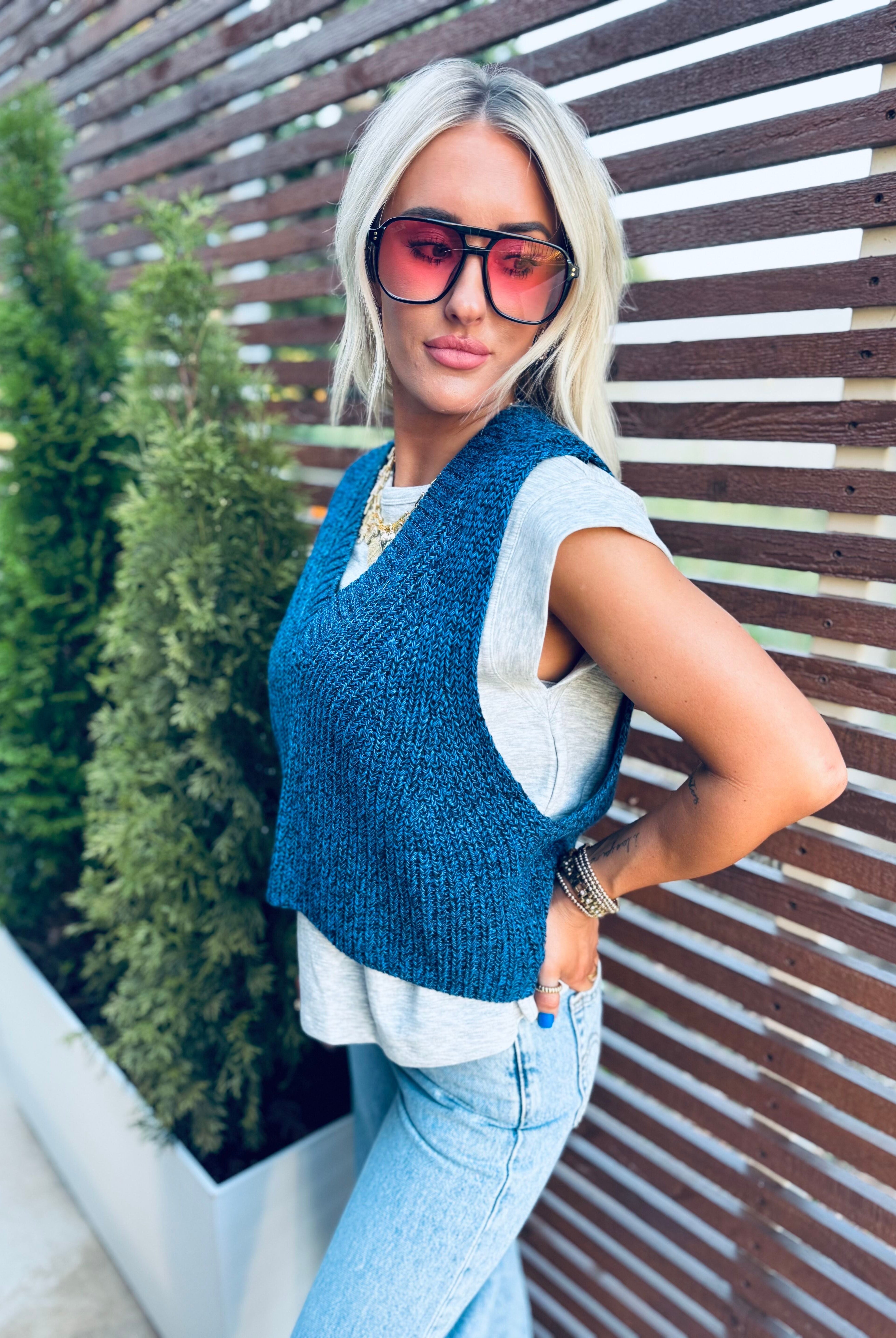 ENTRO NAVY TWOFER V-NECK CAP SLEEVE SWEATER KNIT TOP - Tops