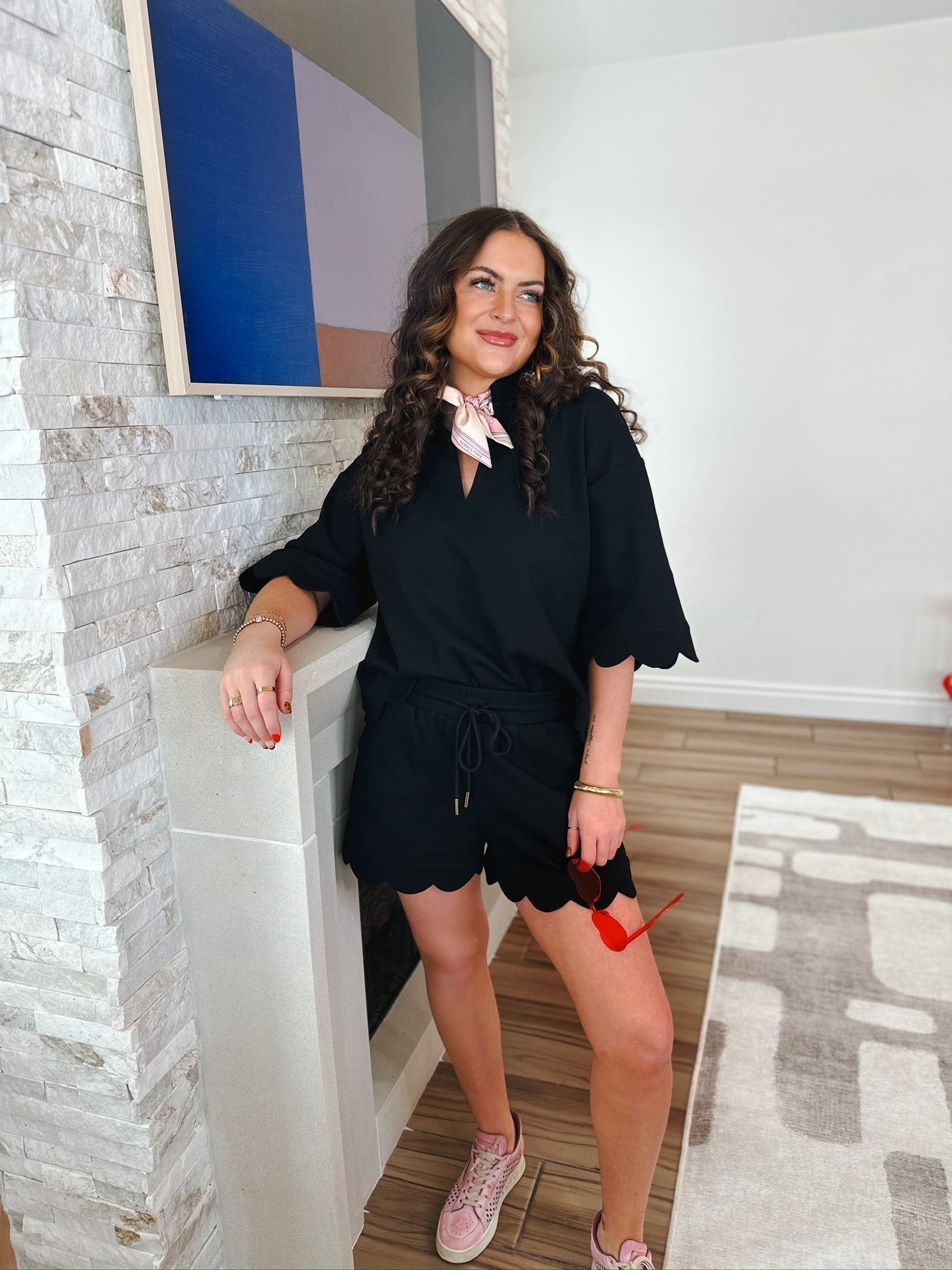 Entro Scallop Black Shorts - SET