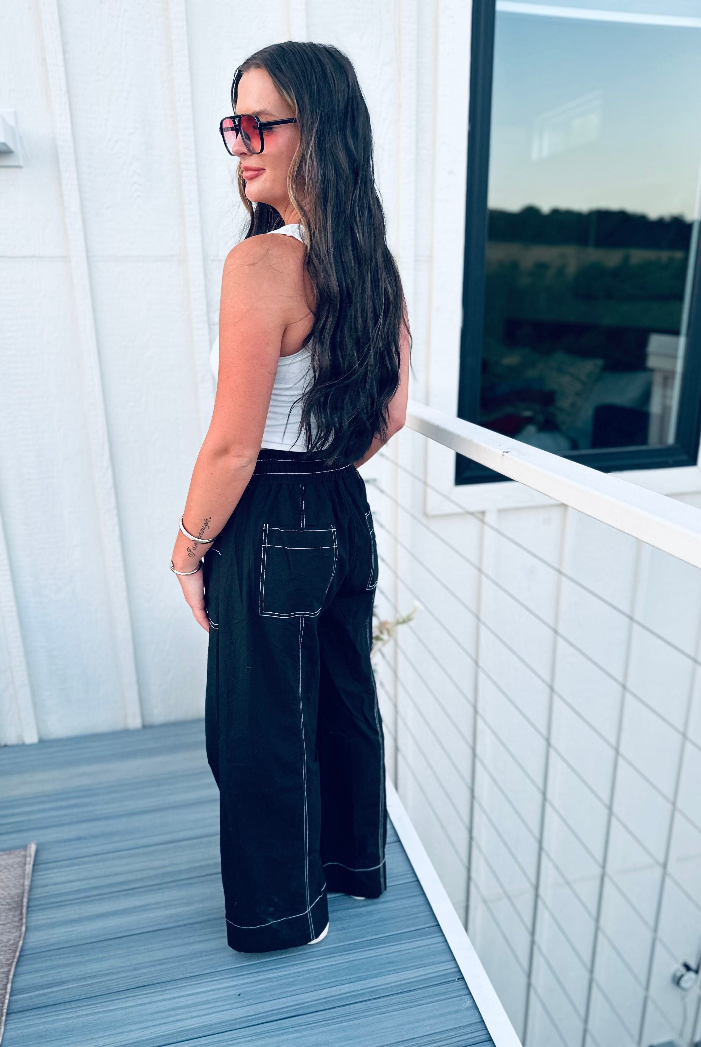 BLACK SOLID HIGH-WAIST DRAWSTRING WIDE-LEG PANTS BY ENTRO - Bottoms