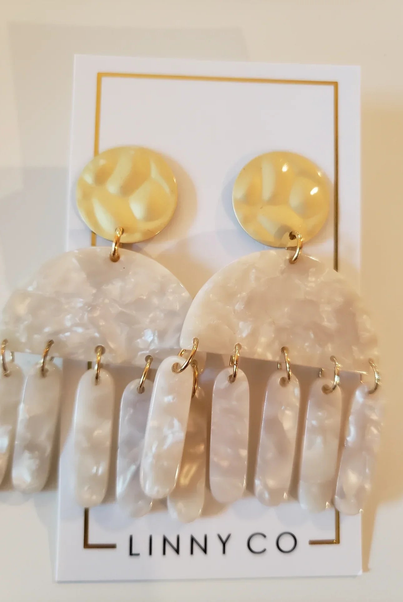 JULIA STATEMENT TORTOISE EARRINGS BY LINNY AND CO - BLONDE TORTOISE - Earrings