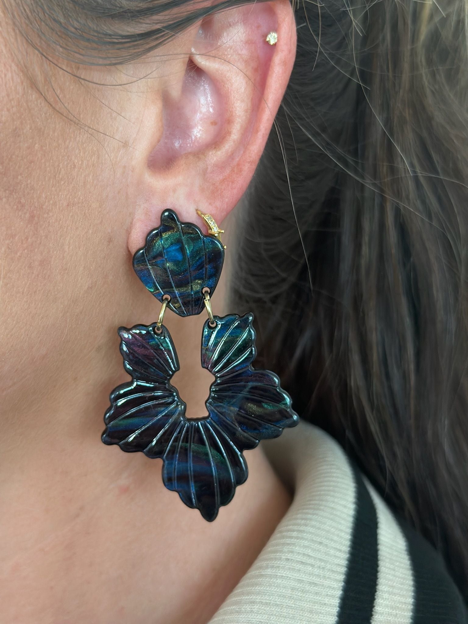 MICHELLE STATEMENT EARRINGS- BLACK IRIDESCENT BY LINNY CO - Earrings