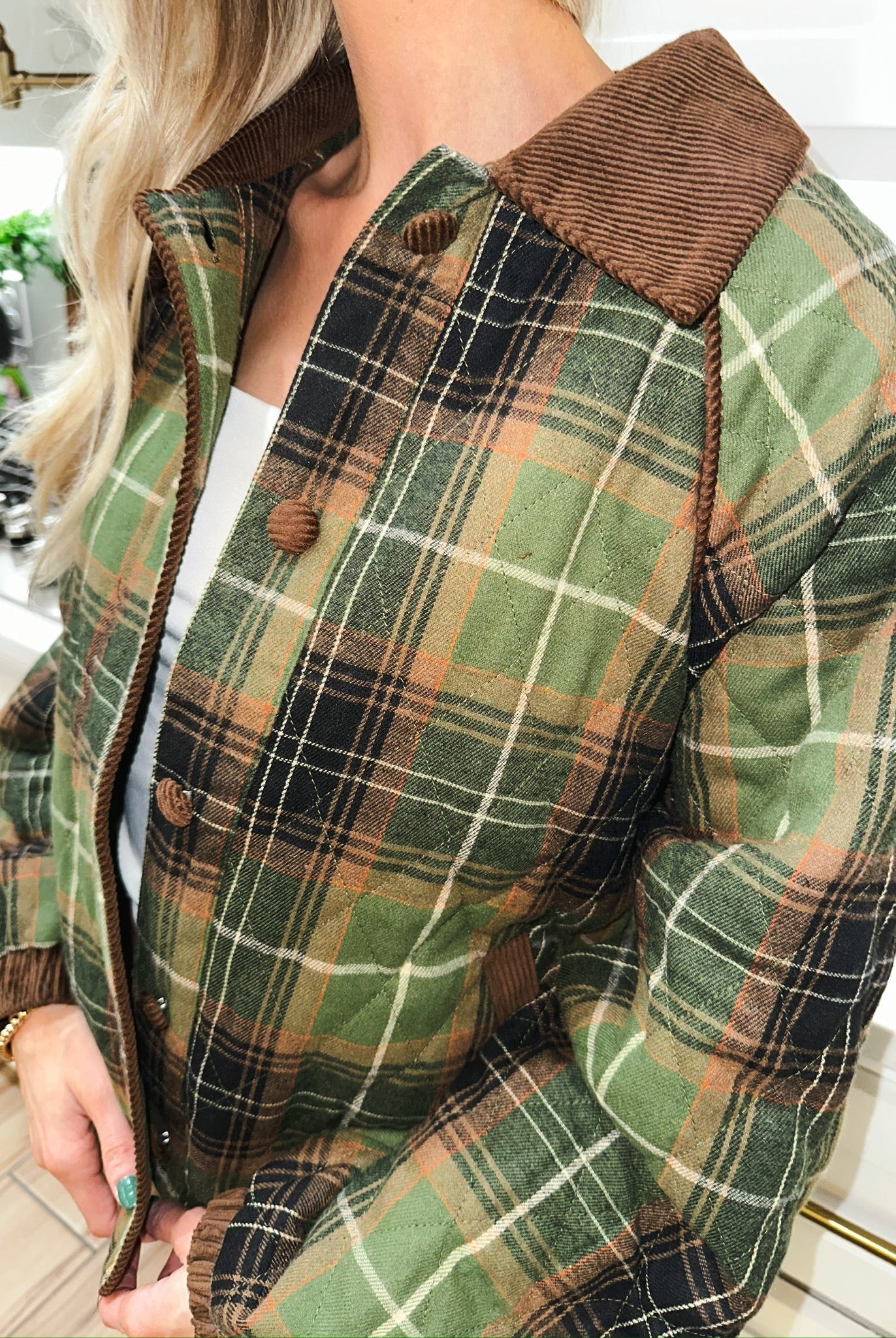 &MERCI OLIVE MULTI PLAID QUILTED PUFFER JACKET - Tops