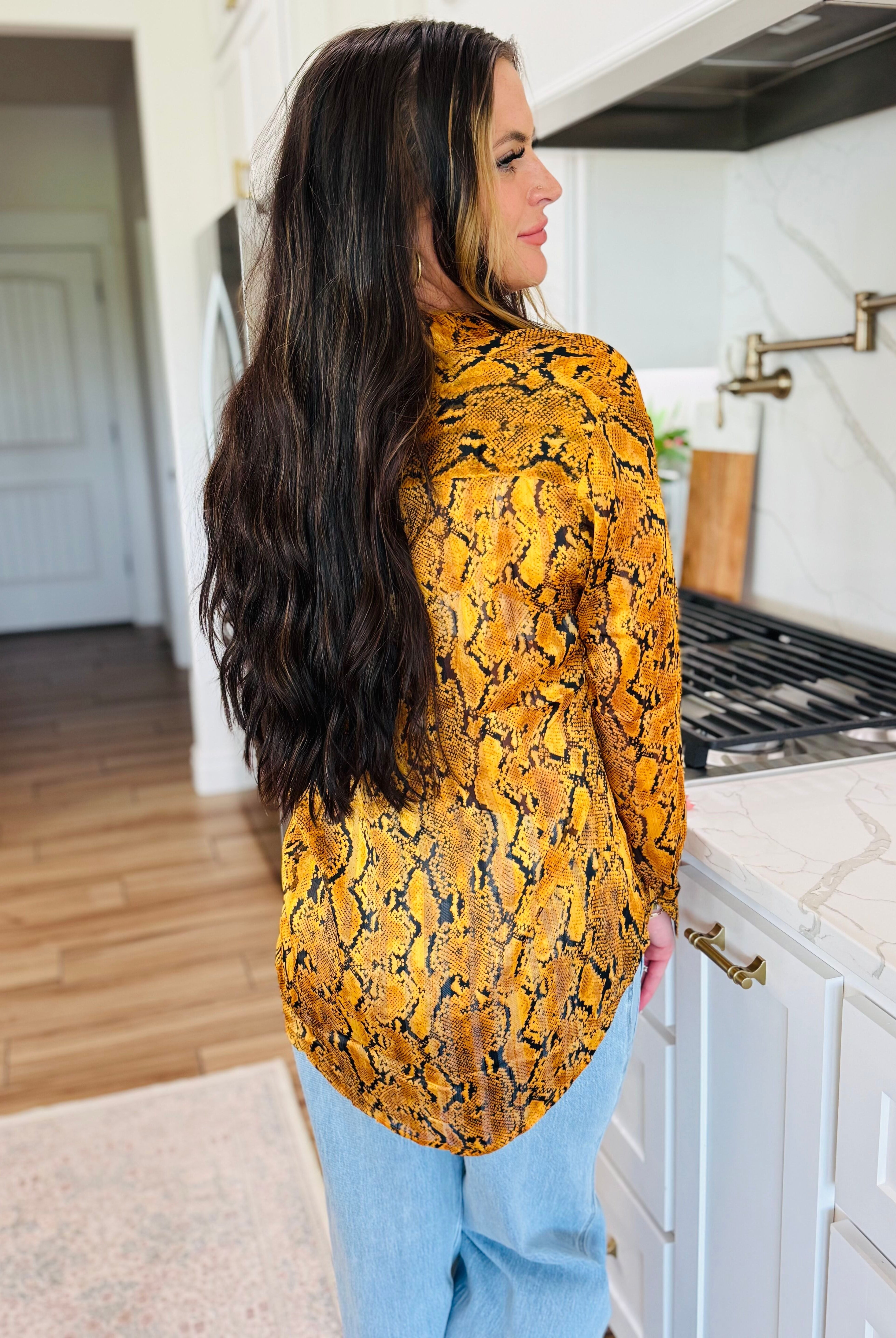 YELLOW SNAKE PRINT – PORTIA BUTTON-UP BLOUSE - Tops