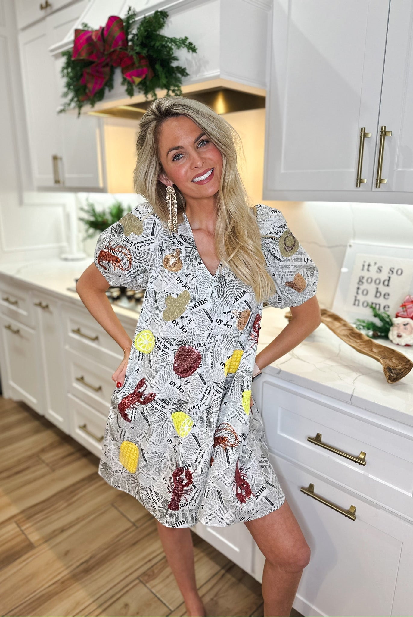 QUEEN OF SPARKLES BLACK AND WHITE SEAFOOD ON NEWSPAPER DRESS - Dress