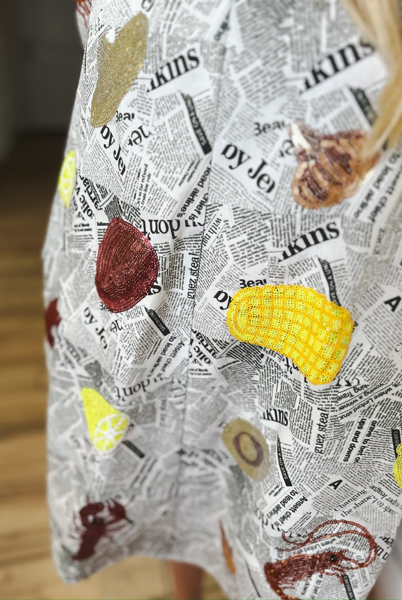 QUEEN OF SPARKLES BLACK AND WHITE SEAFOOD ON NEWSPAPER DRESS - Dress