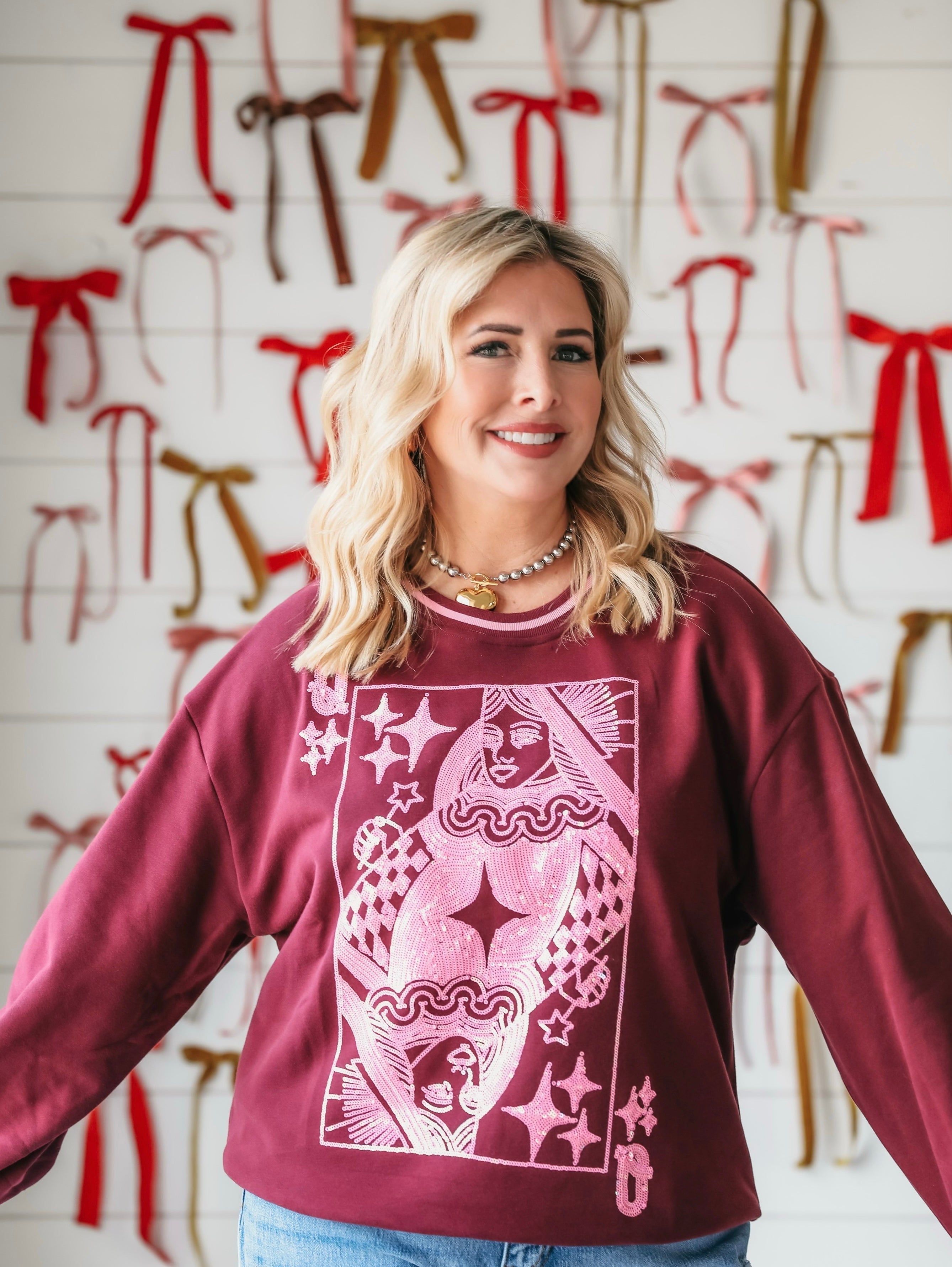 QUEEN OF SPARKLES MAROON AND PINK LOGO SWEATSHIRT - Tops