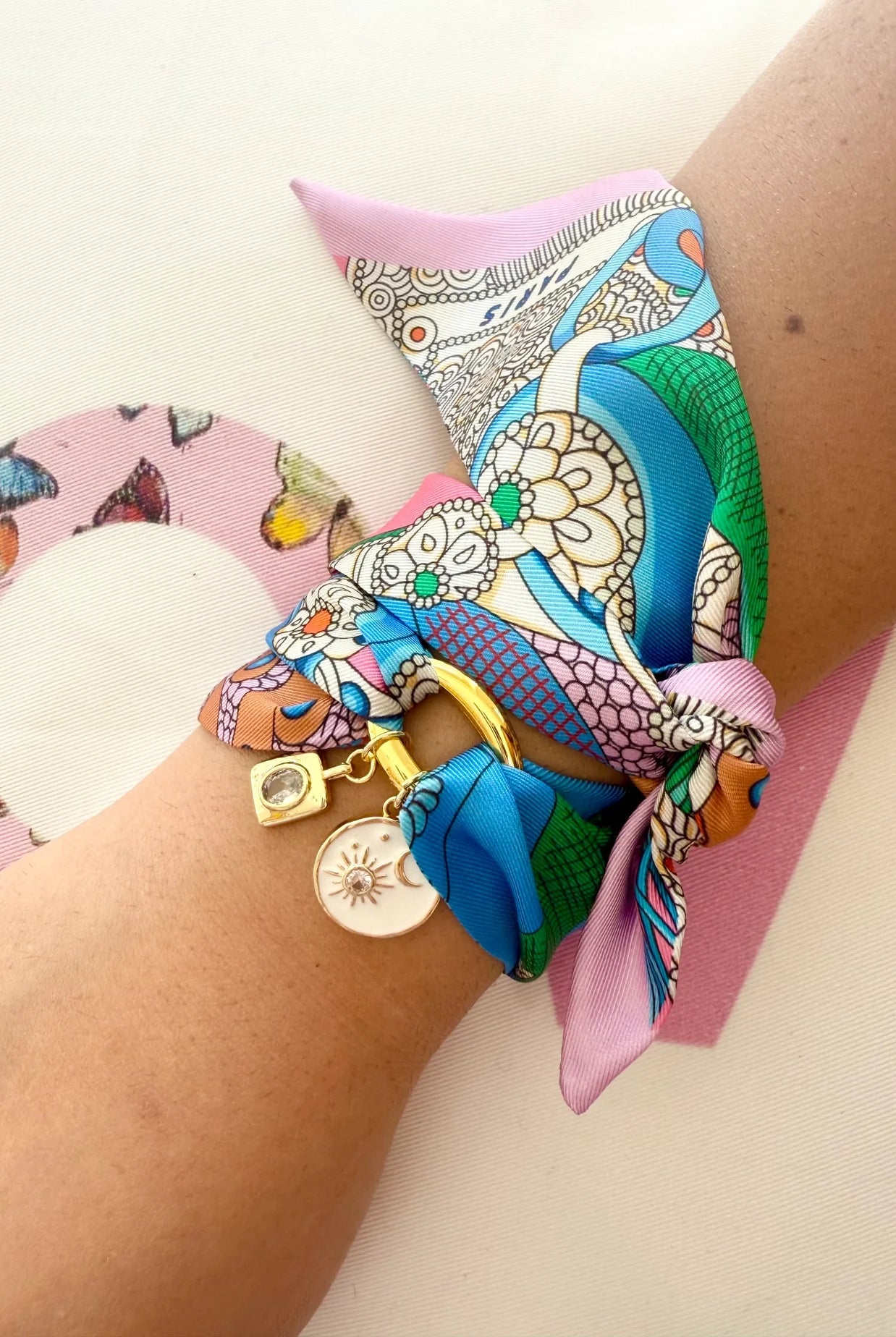 SCARF CHARM BRACELET - Multicolor - Bracelet