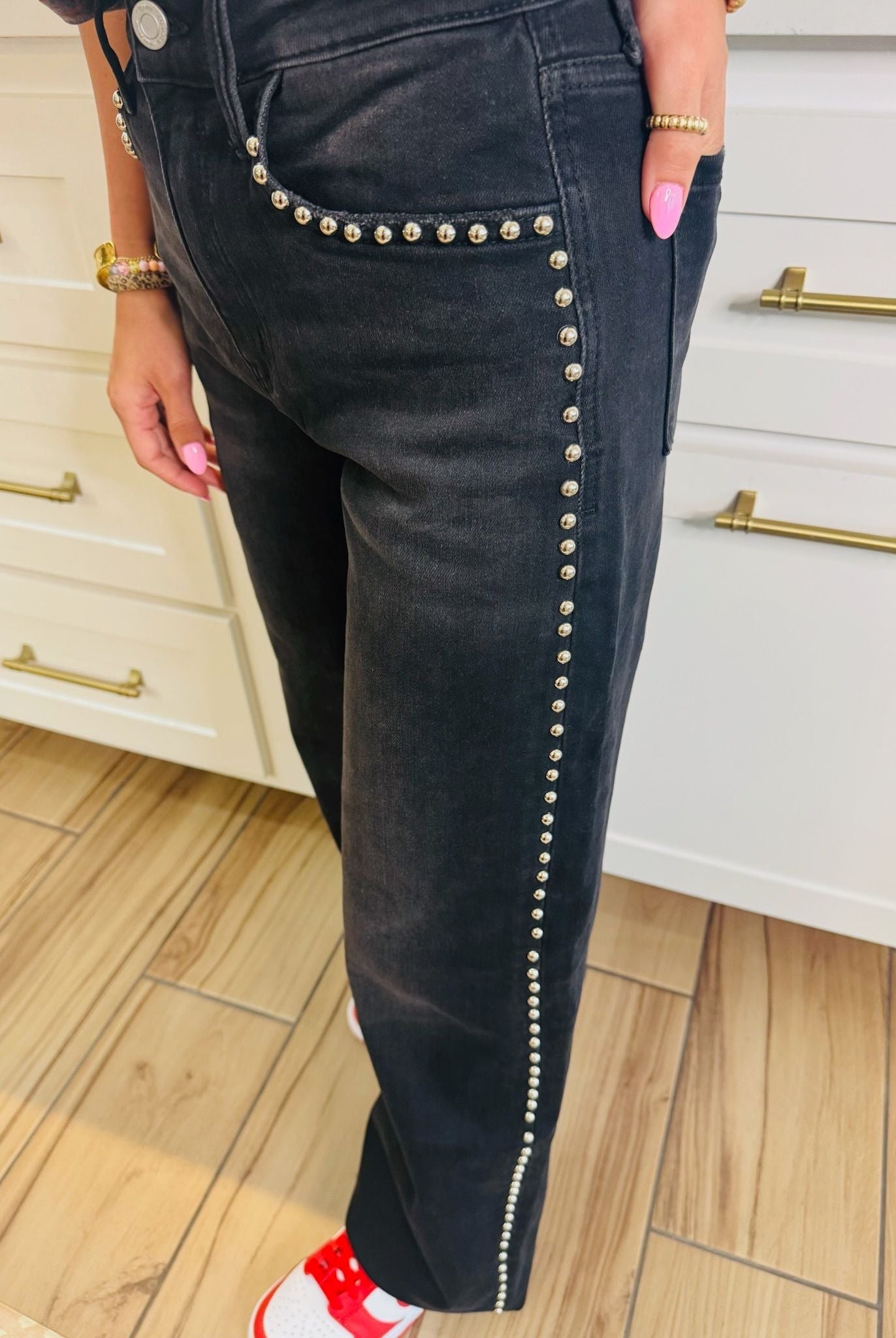 VERVET BLACK HIGH RISE SILVER DOME NAIL HEAD WIDE LEG JEANS - Bottoms