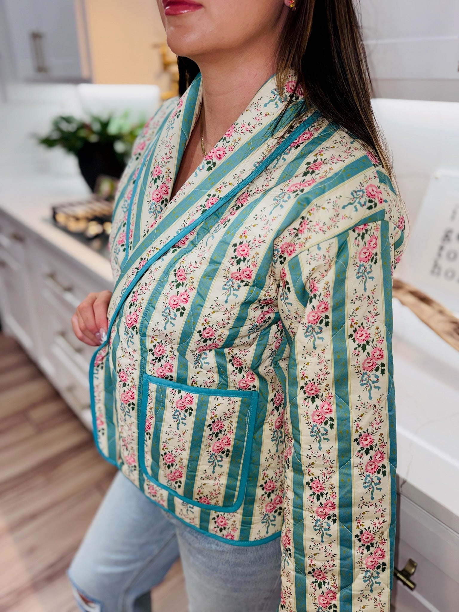 CREAM AND BLUE QUILTED FLORAL JACKET - BOUTIQUE FLORAL OUTERWEAR - Tops