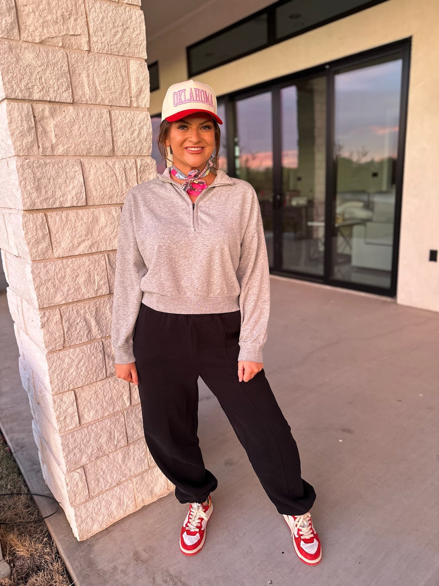 COLLARED HALF-ZIP SWEATSHIRT- HEATHER GRAY - Tops