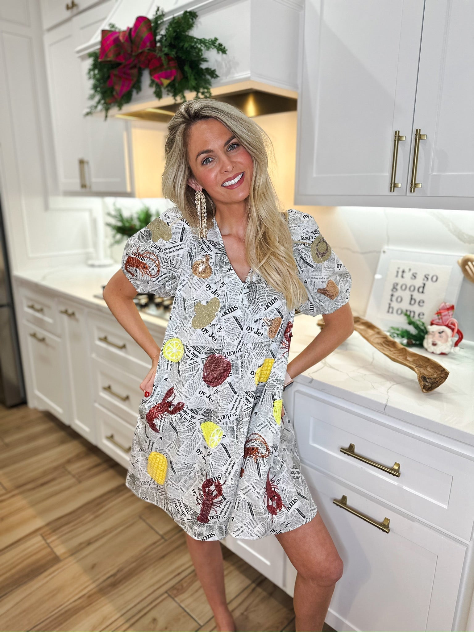 QUEEN OF SPARKLES BLACK AND WHITE SEAFOOD ON NEWSPAPER DRESS - Dress